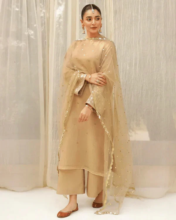 Royal Golden – 3-Piece Embroidered Lawn Suit